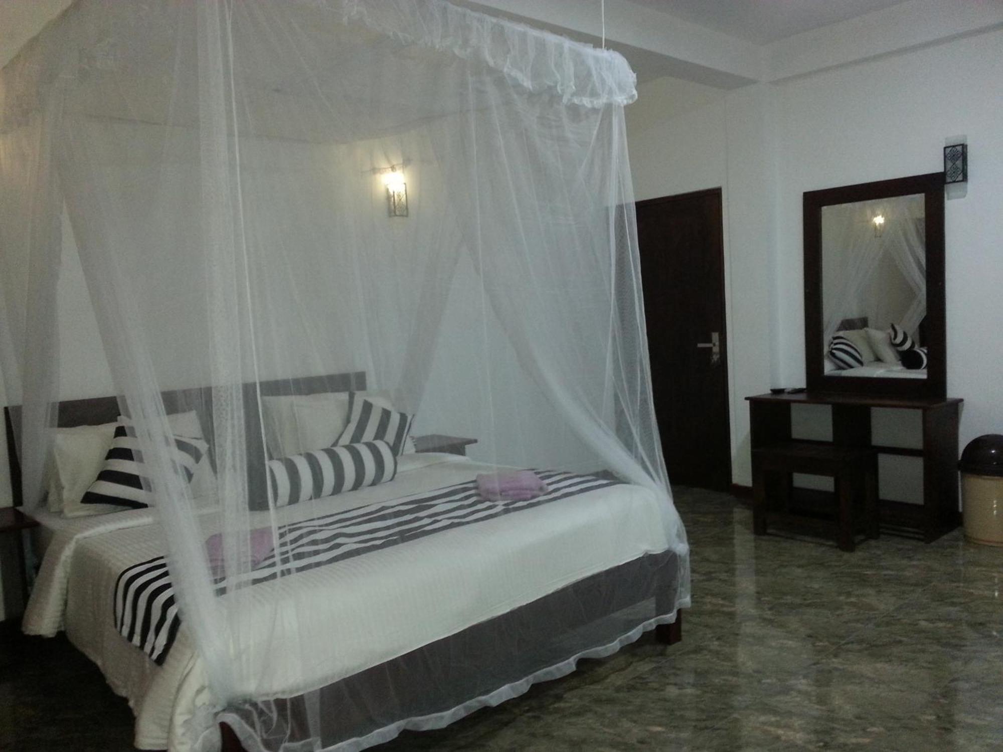 Wow Home Stay Елла Екстер'єр фото