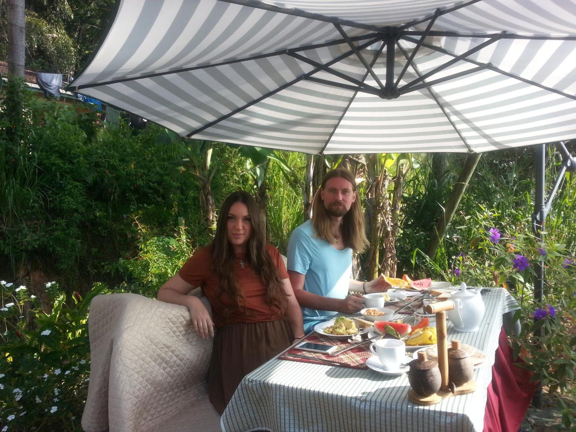 Wow Home Stay Елла Екстер'єр фото